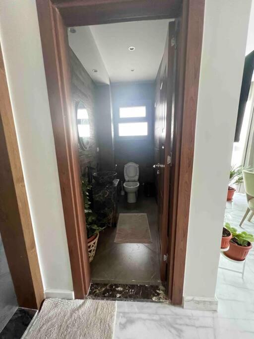 Newly Refurbished Flat,Marble Floors.Central Kairo Exterior foto