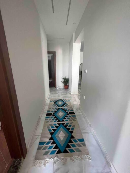 Newly Refurbished Flat,Marble Floors.Central Kairo Exterior foto